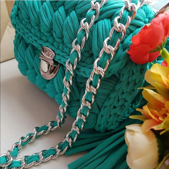 Meet your Posher,Flaviennefazy the handmade seller - Picture 4 of 5